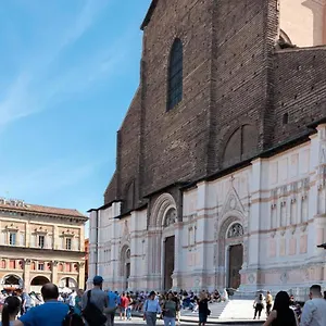 Nettuno Luxuryh - Bolognacentro Duomo And Affittacamere
